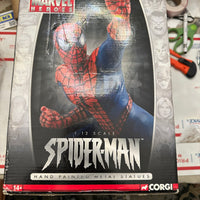 Spider-Man - Marvel Diecast Spider-Man Estatua a escala 1/12 por Corgi 