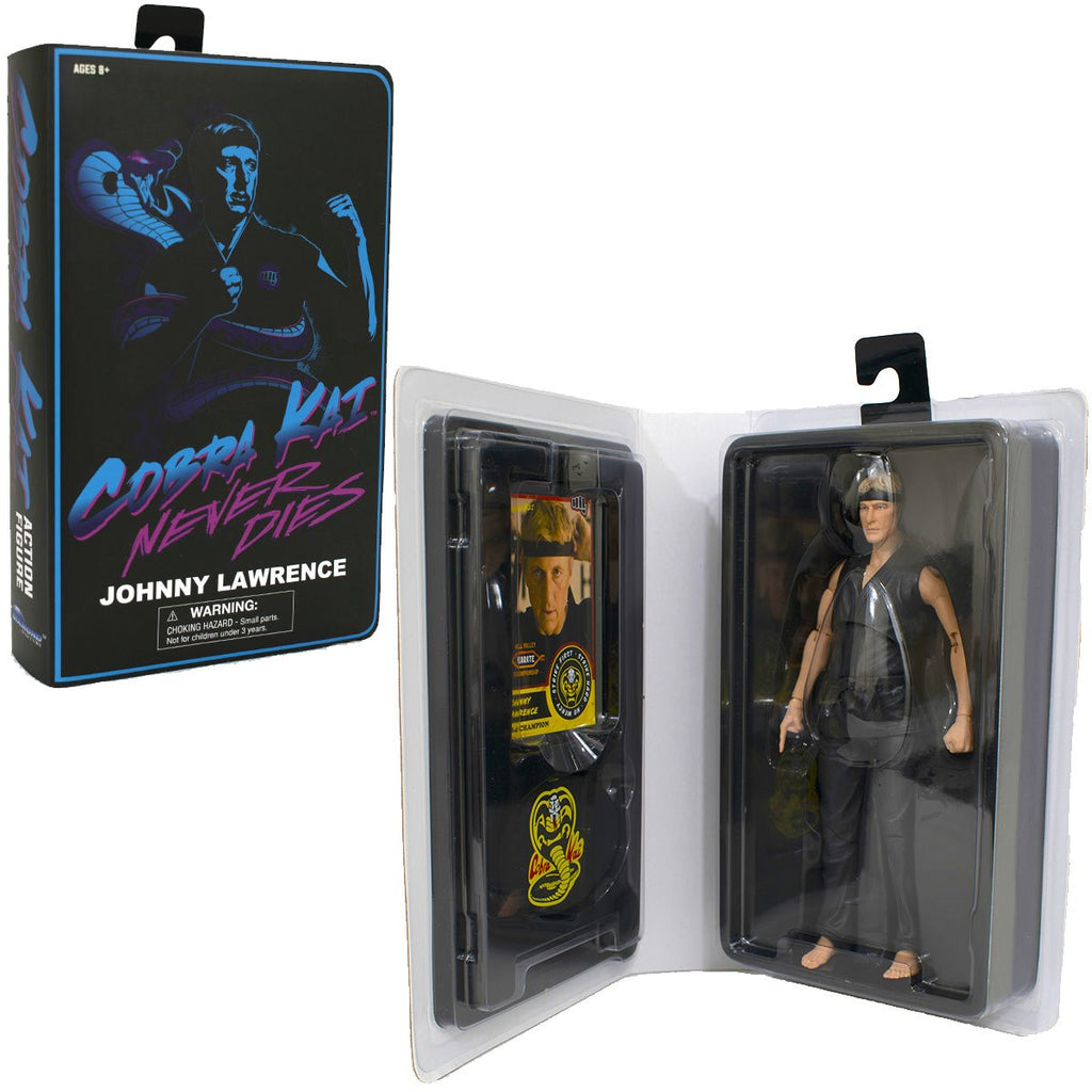 Cobra Kai Figura de acción en caja de Johnny Lawrence VHS Vistas previas de SDCC 2022 Exclusivo de Diamond Select