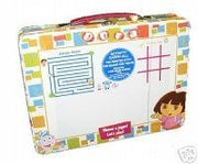 Dora Activity Carry-All Lata con juegos y rotulador