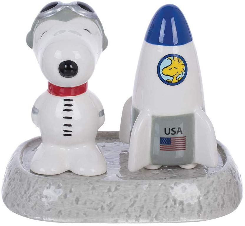 Peanuts NASA Astronaut Snoopy Salt & Pepper Shakers