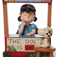 Peanuts - LUCY en la cabina psiquiátrica "El doctor está adentro" Figura de Jim Shore de Enesco D56 