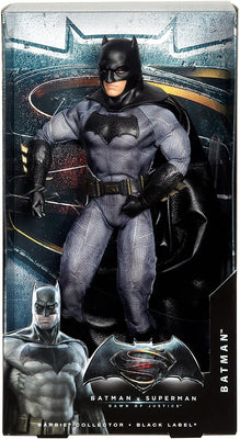 Batman v Superman: El Amanecer de la Justicia BATMAN Muñeca Coleccionista